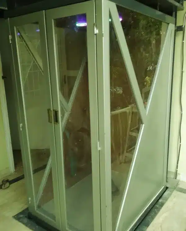 spaceless lift